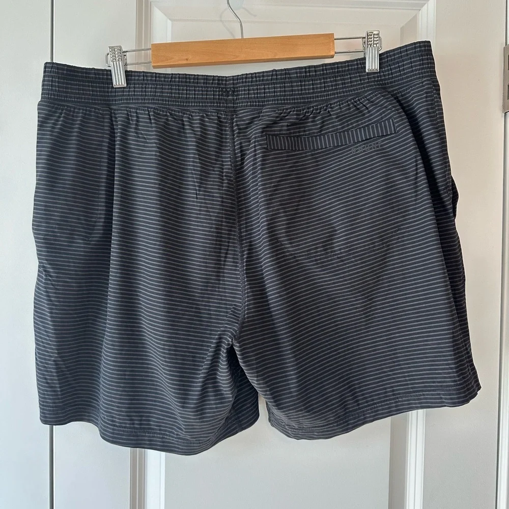 Rhone Men’s Mako Shorts Black/Asphalt Stripe (Size XXL)